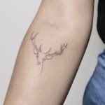 Mayink.fi-Helsinki-reindeertattoo-lapland-fineline