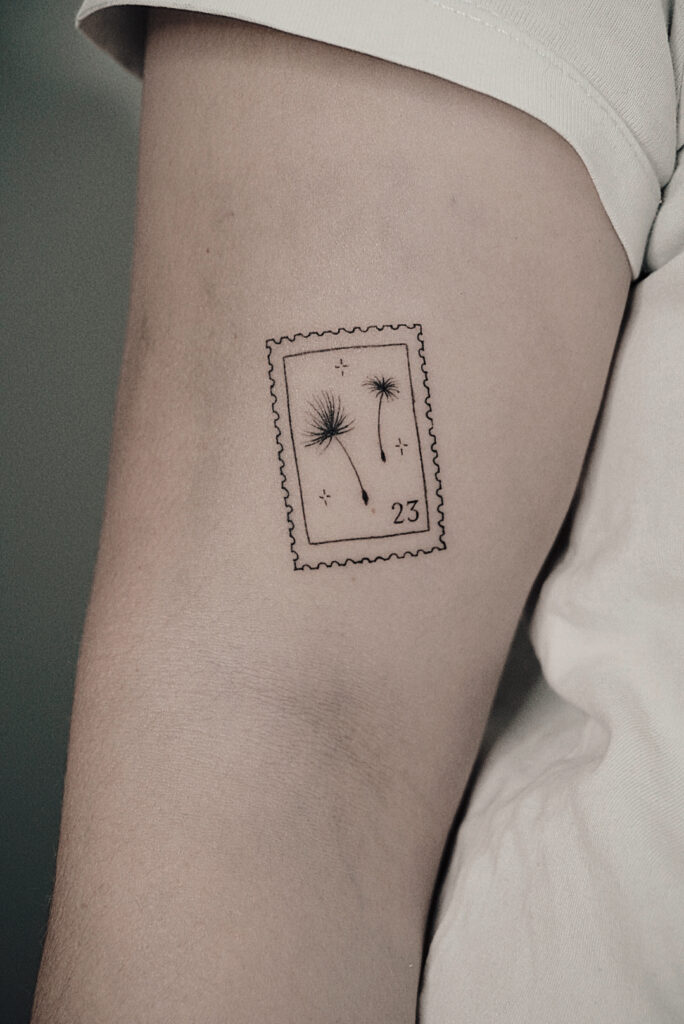 Tattoo-Helsinki-blackwork-stamp-dandelion.jpg