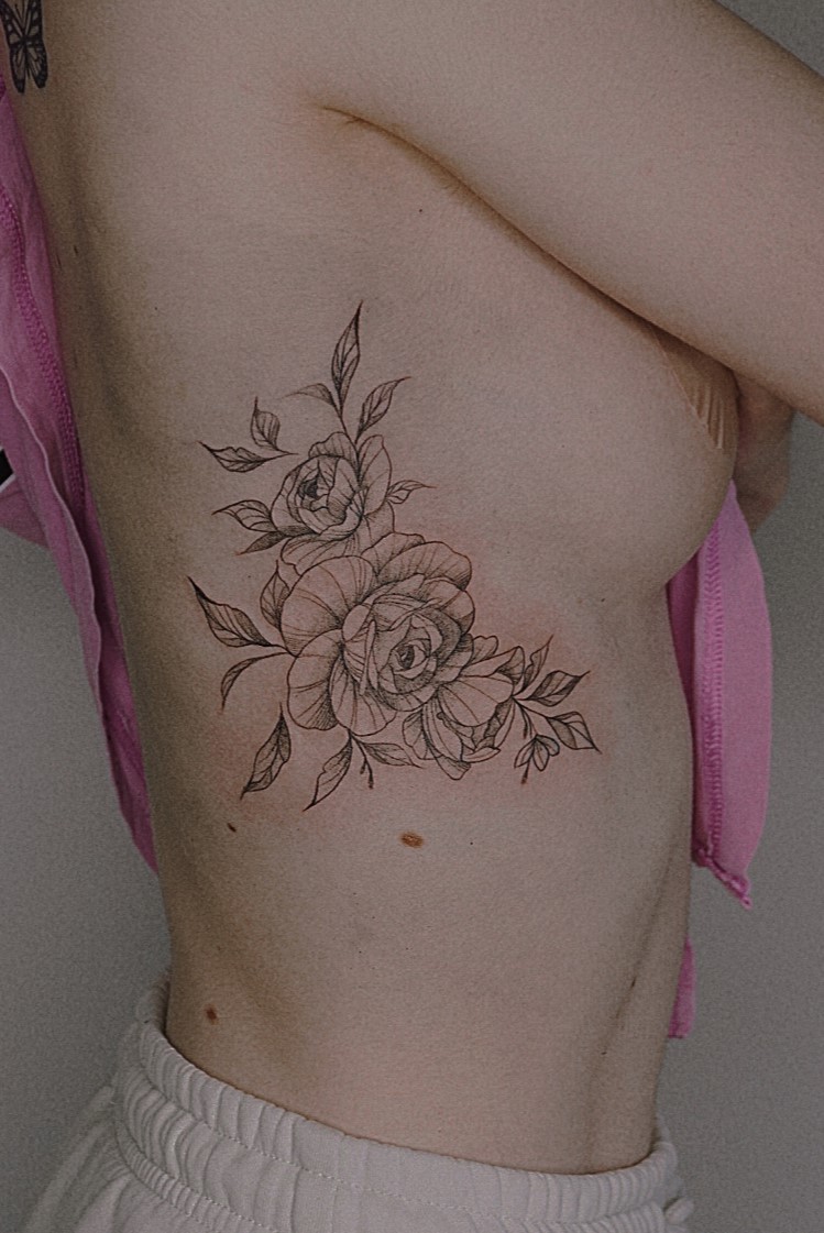 tattoohelsinki-floral-fineline-tattoo-design-side.jpg